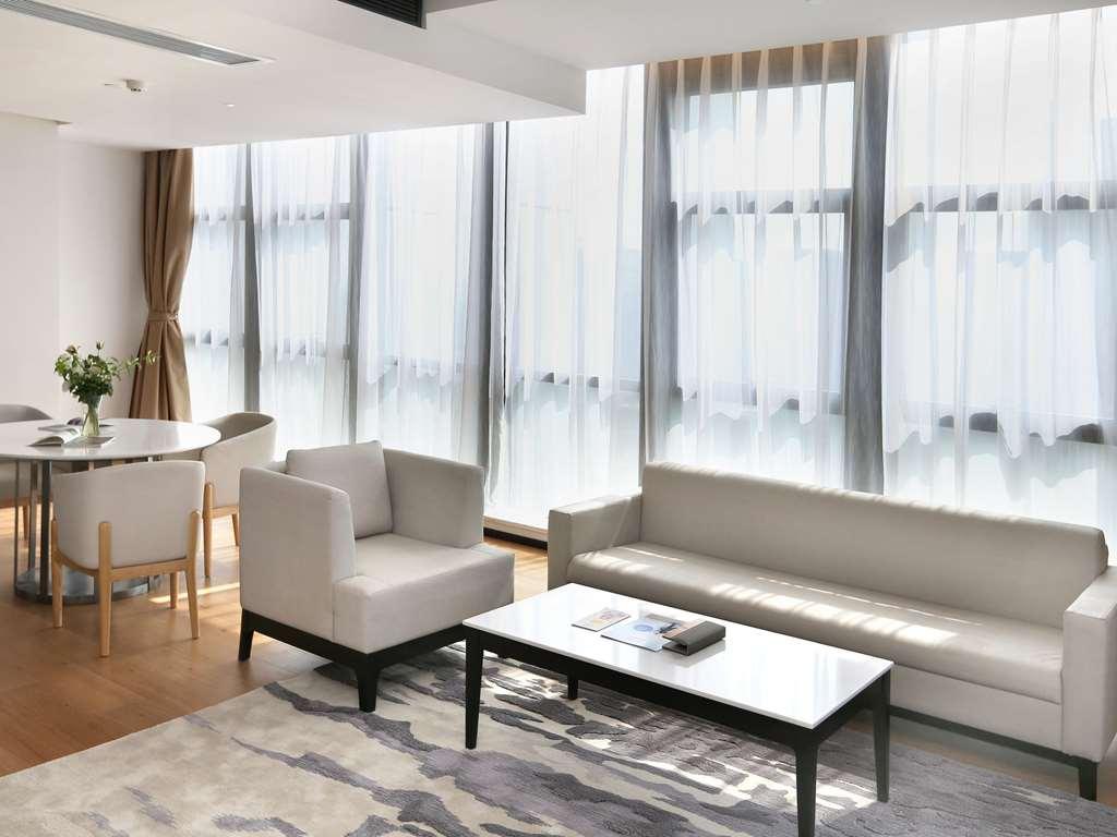 Novotel Deqing Pokoj fotografie